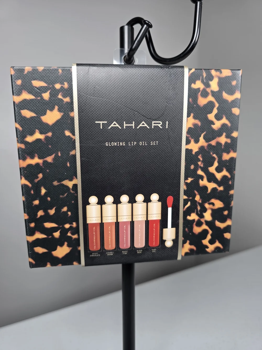 Tahari Glowing Lip Oil Set — Pick 1